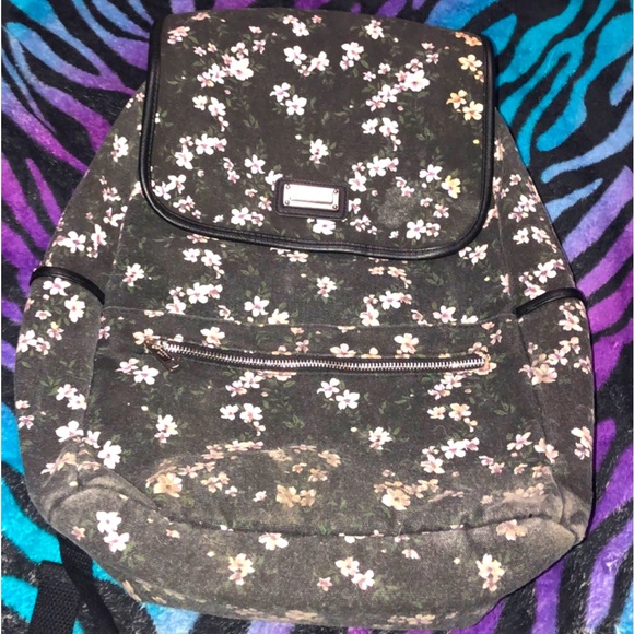 Madden Girl Handbags - Madden girl floral backpack